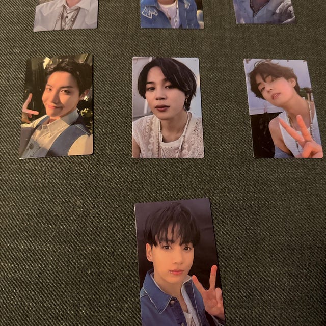 BTS Memories 2021 DVD フォトカード付き BTS Memories 2021 DIGITAL CODE Limited Official Photocard