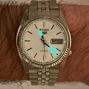 Vintage Seiko 5 Automatic Watch | White Dial Day Date Stainless