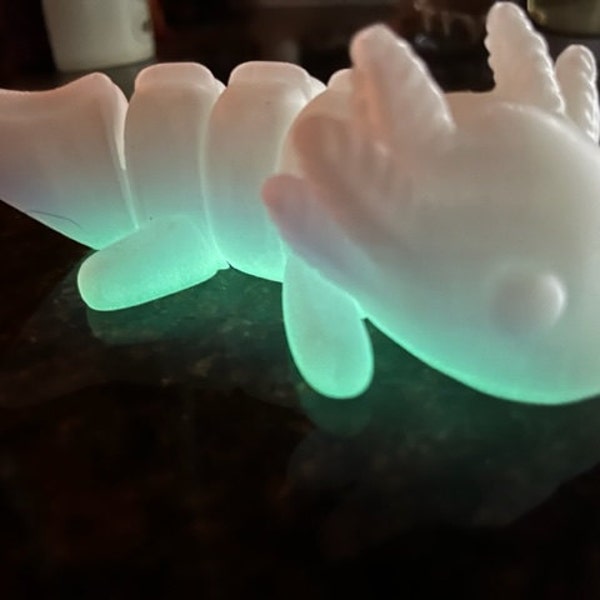 Glowing Axolotl Fidget Toy | 3D Printed Articulating Axolotl | Glow in ...