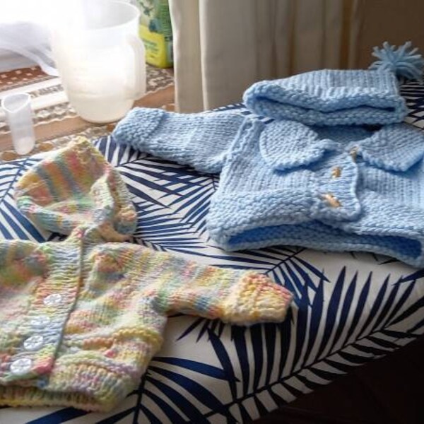 Boys & Mens Sweater Knitting Pattern Kids Jumper in Chunky / Bulky Yarn