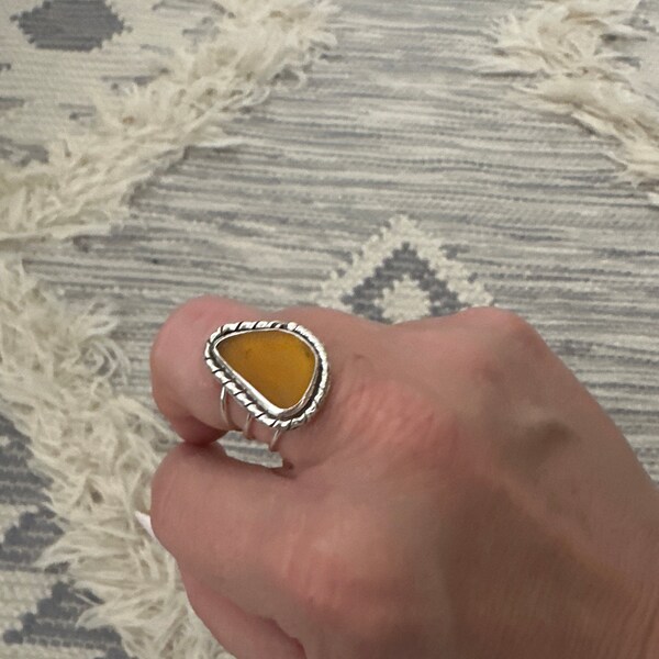 Orange Spiny Oyster Flower Ring