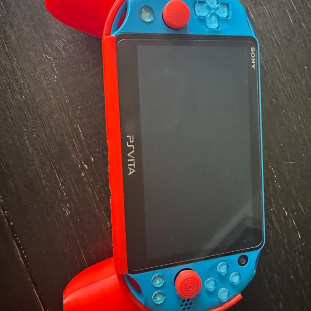 PS Vita 2000用グリップ（3Dプリント製） - Etsy 日本