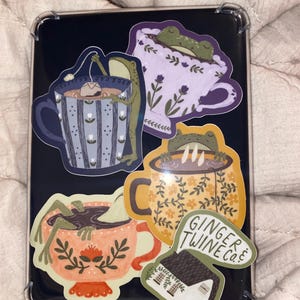 Kaitlyn added a photo of their purchase