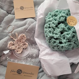 Saniya added a photo of their purchase