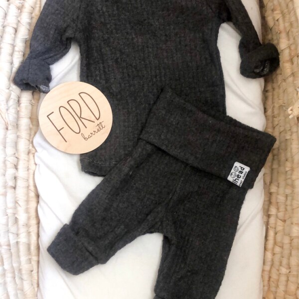 Gender Neutral Baby Clothes.going Home Outfit Newborn- Take Home Outfit ...