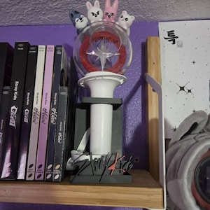 stray kids ペンラ　フィギュア Stray Kids SKZOO ペンライトフィギュア Kpop ファングッズ ミニ