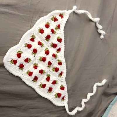 Crochet PATTERN: Strawberry Bandana Etsy