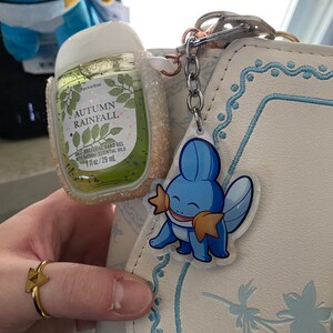 ウォータースターターポケモンホログラフィックキーチェーンチャーム