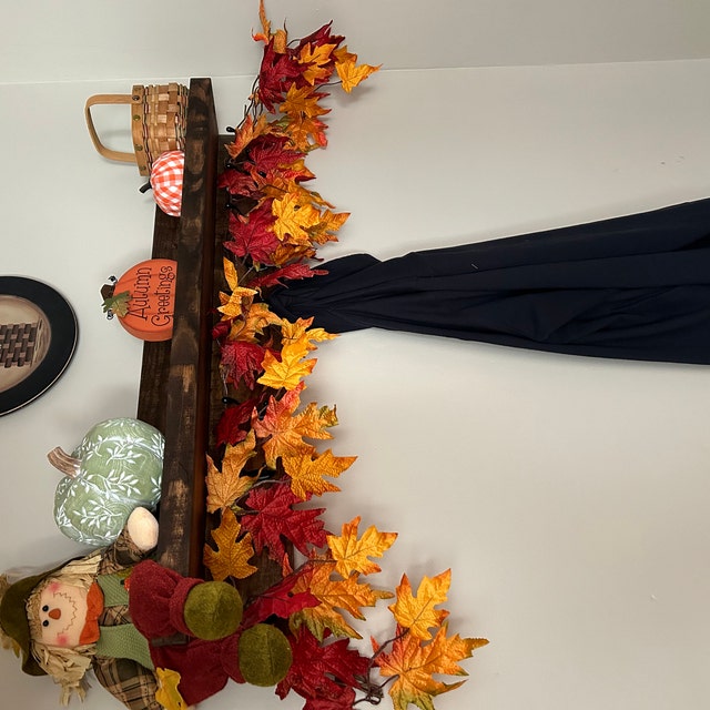 Sew Many Ways: Wreath Storage…Using a Coat Rack