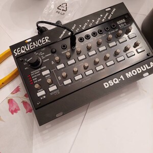 Korg SQ-1 シーケンサー: DSQ1 ユーロラックマウントフレーム