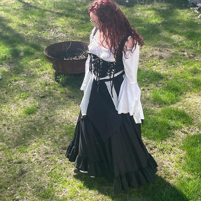 Robe Médiévale Femme – Style Steampunk Gothique, Manches Longues, Col Carré – Pour Cosplay, Halloween, Fêtes Renaissance
