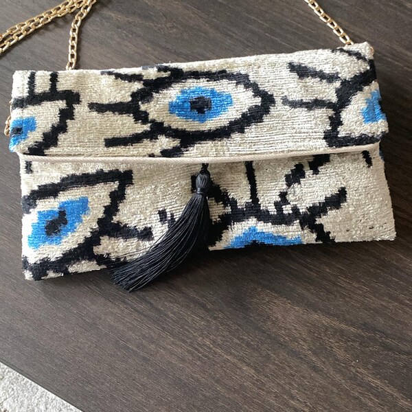 IKAT VELVET CLUTCH SAMIRA Green Blue Gold main image 1