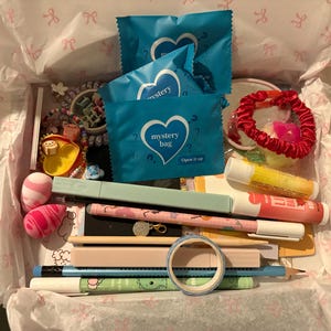 Poppy added a photo of their purchase