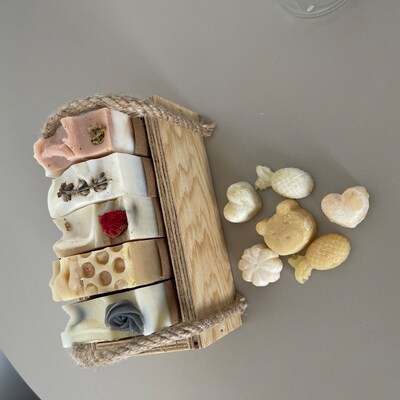 Handmade Natural Lip Balm, Strawberry , Sustainable Bathroom and Beauty ...