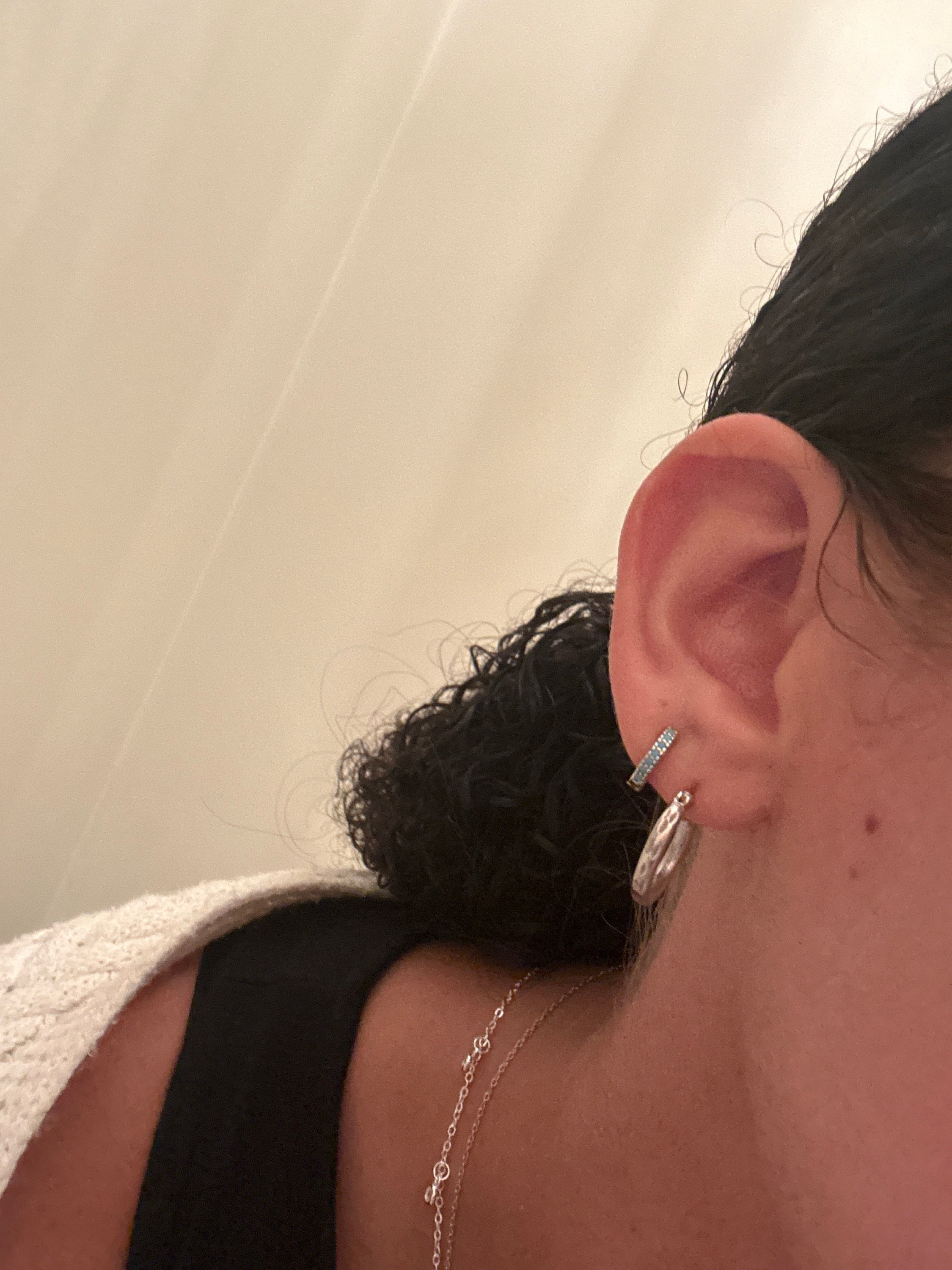 Turquoise Huggie Earrings • Small Hoop Earrings • Perfect Boho Gemstone Earrings • Summer Earrings • Birthday Gift for Her • ER144