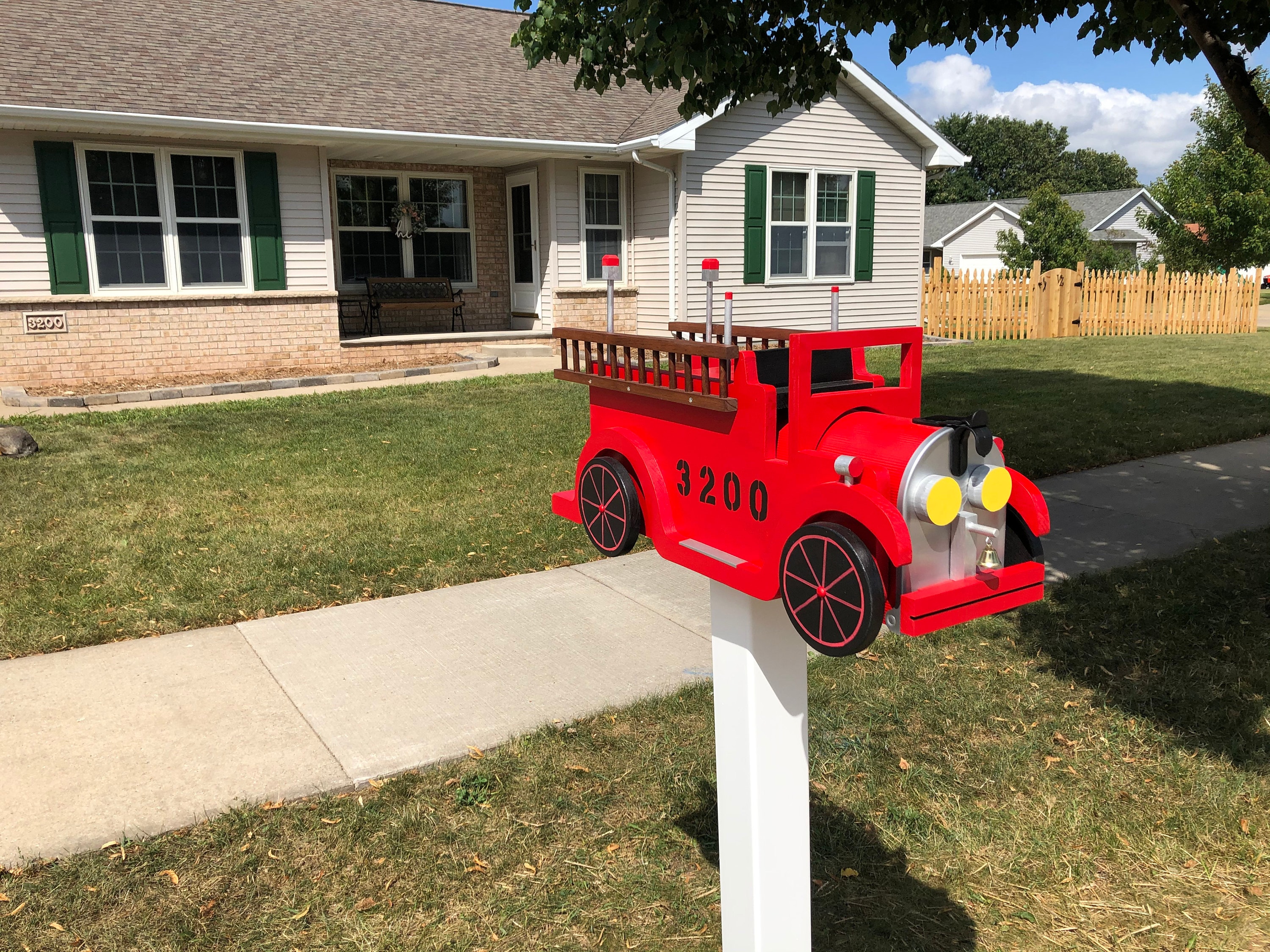 Fire truck mailbox