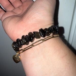 Viktoriya added a photo of their purchase