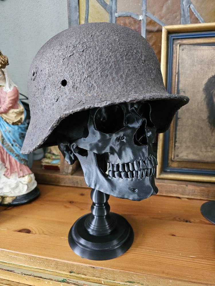 Realistic Human Skull, Skull Replica with Detachable Plinth, 3D-PRINTED