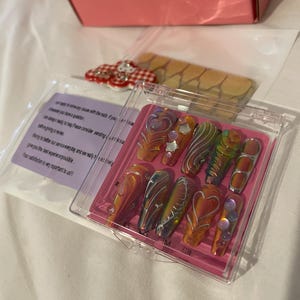 Lara added a photo of their purchase