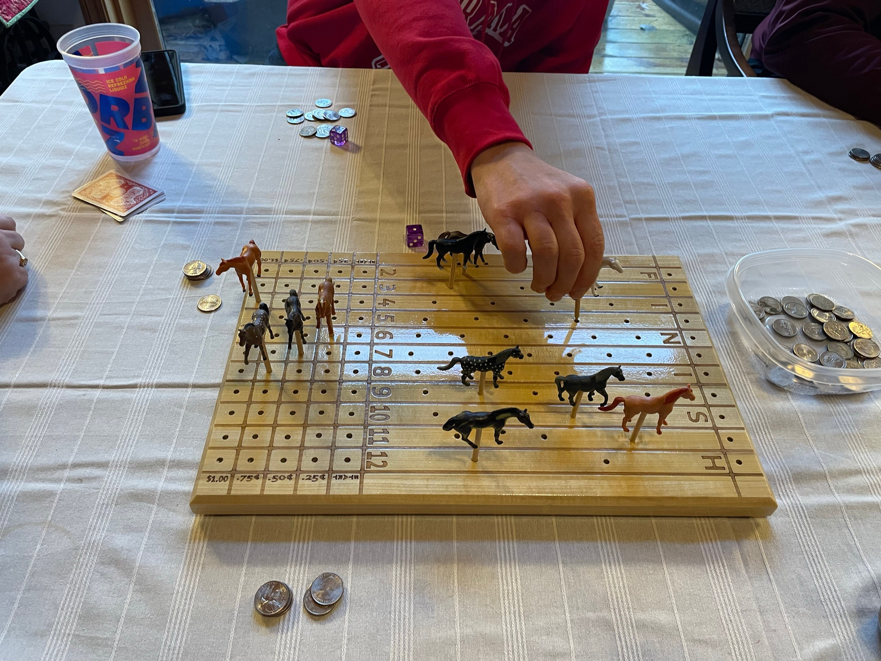 Horse Racing. Dice Game. Pony Pegs.