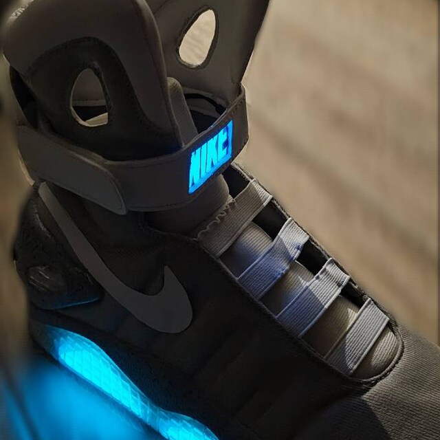 air mags light up