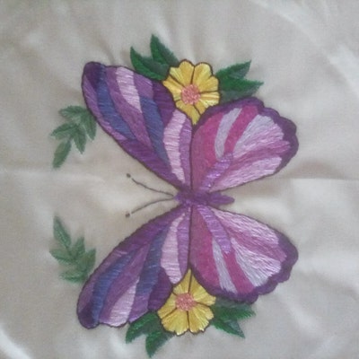 Flower Embroidery Pattern Butterfly Hand Embroidery Flower and ...