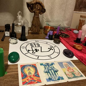 地獄の公爵ダンタリオン像：木製の悪魔崇拝の異教の祭壇装飾 - Etsy 日本