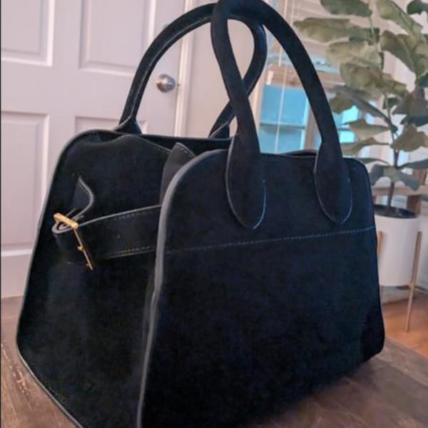 Top-Grain Cowhide Box Bag – Stylish Small Leather Shoulder & Crossbody Tote