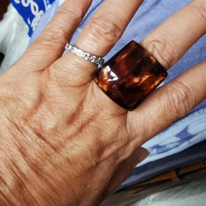 Georjina added a photo of their purchase