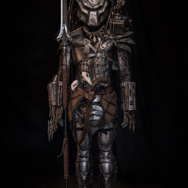Predator 1987 Bomb Gauntlet: Animated Cosplay Prop Replica - Etsy