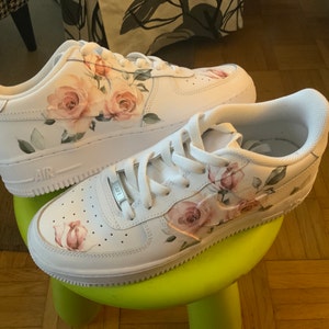 nike airforce 1 butterfly