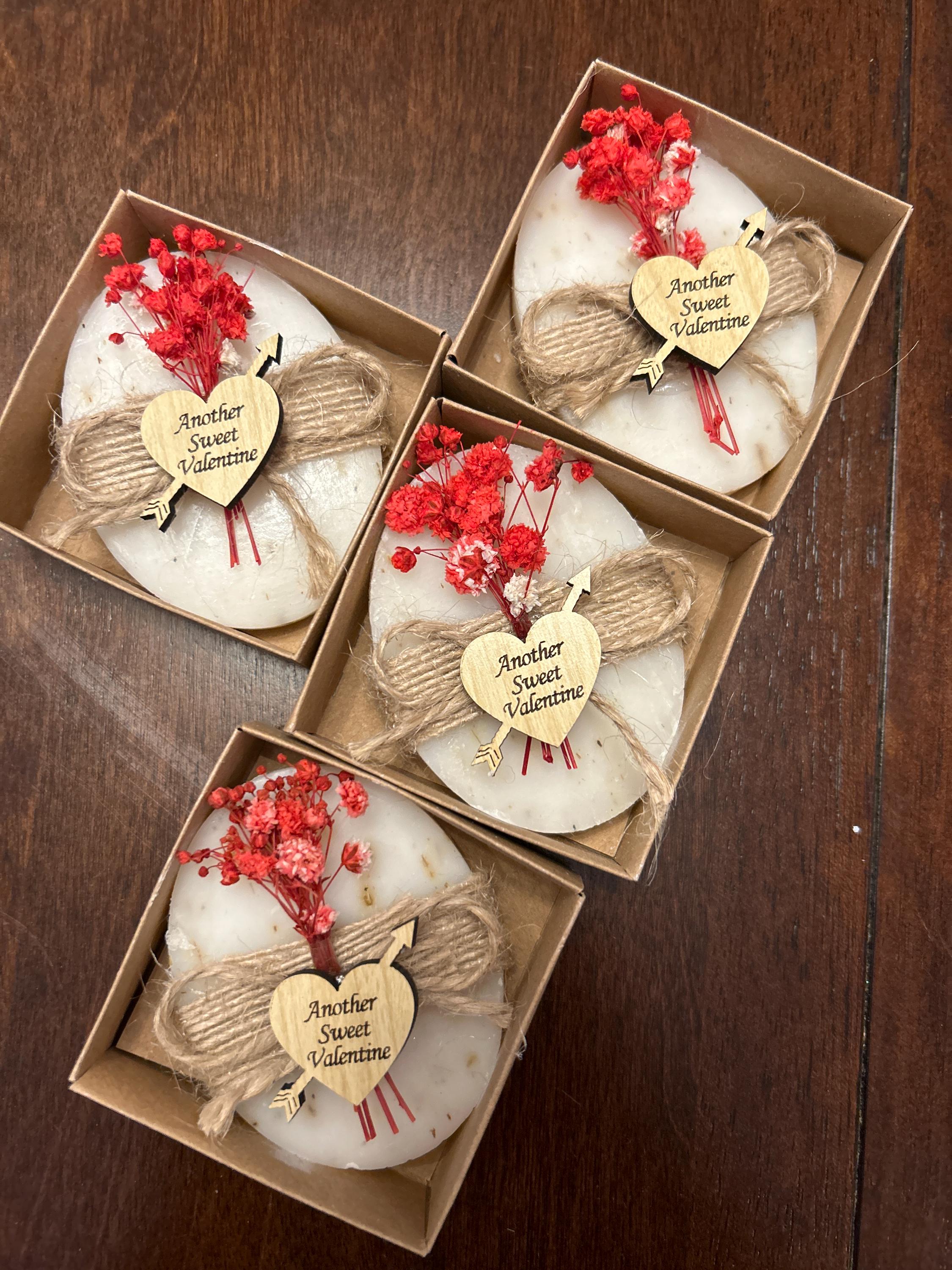 50 PCS Custom Bulk Bridal Shower Soap Favors, Bulk Wedding Favors, Rustic & Unique Bridal Shower Favors, Custom Party Guest Soap Favors
