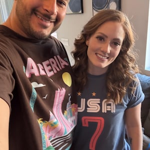 Kayla lade till en bild av sitt köp