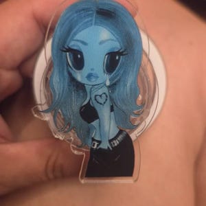 Maria added a photo of their purchase
