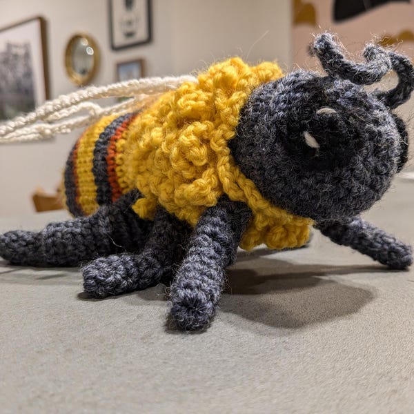 Crochet Pattern - Bumblebee **PATTERN ONLY** - Etsy
