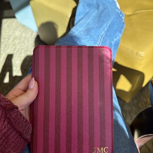 Jolie added a photo of their purchase
