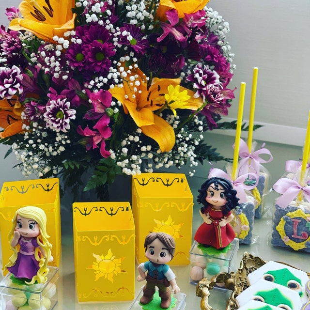 Tangled Lanterns  Decoração rapunzel, Festa de aniversário rapunzel,  Aniversário disney