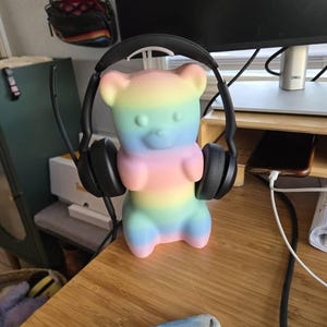 Shannon added a photo of their purchase