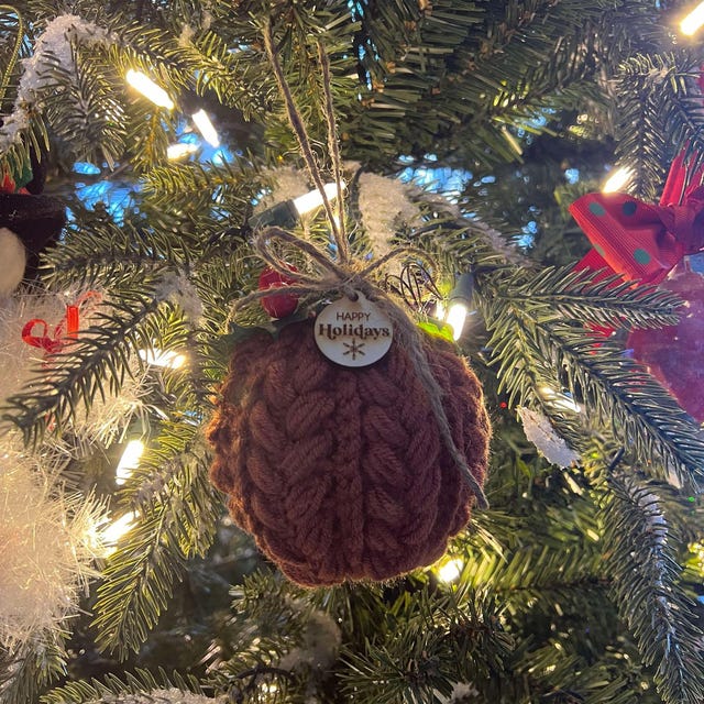 A customer's finished Snowy Wheat Stitch Ornament Crochet Pattern