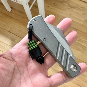 Li added a photo of their purchase
