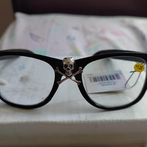 Jesús added a photo of their purchase