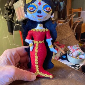 Patrón PDF para hacer una Catrina fieltro. - Etsy España Patrón PDF para hacer una Catrina fieltro. - Etsy España