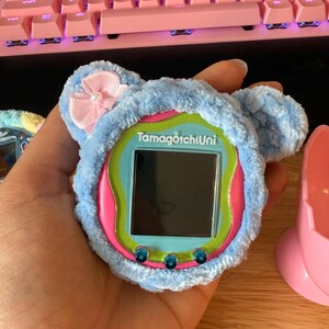 Leticia added a photo of their purchase