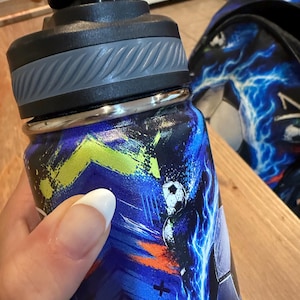 Demi added a photo of their purchase