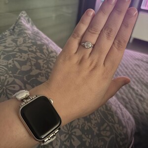 Anneleen added a photo of their purchase