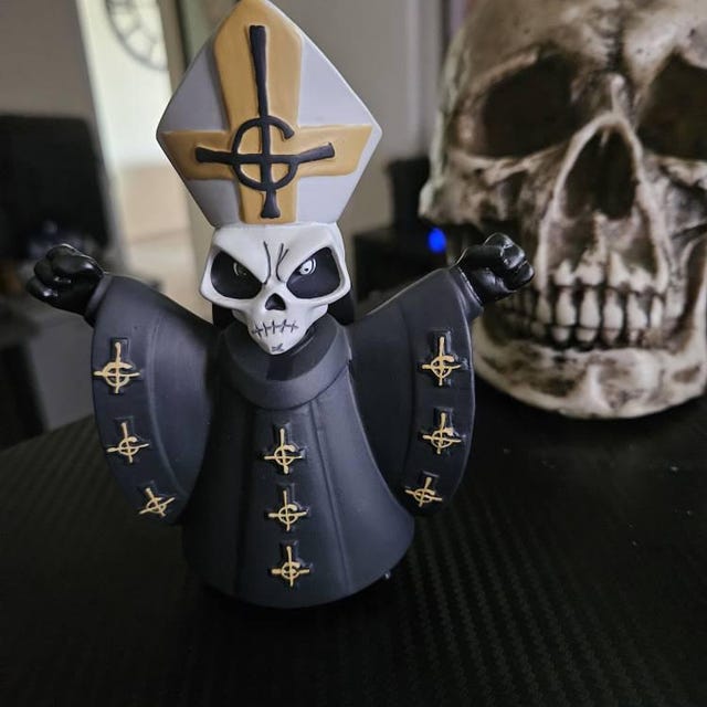 限定完売！ghostパパ エメリタス II レジン製ミニ像Monstarz Monstarz Ghost Papa Emeritus II Mini Statue - Etsy