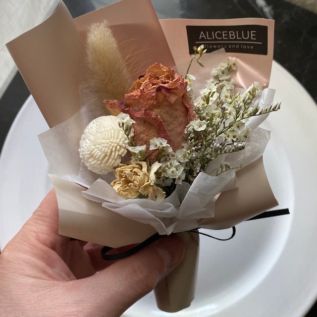 Popvcly Mini Bouquet Flowers-Natural Handmade Dried Flower Bouquet with  Gift Box Packaging,for Valentine's Day Gifts 