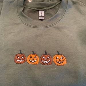 AOBUTE Men's Halloween Hoodie - Jack O Lantern Graphic Pullover With Pocket, Gingerbread Print, Medium