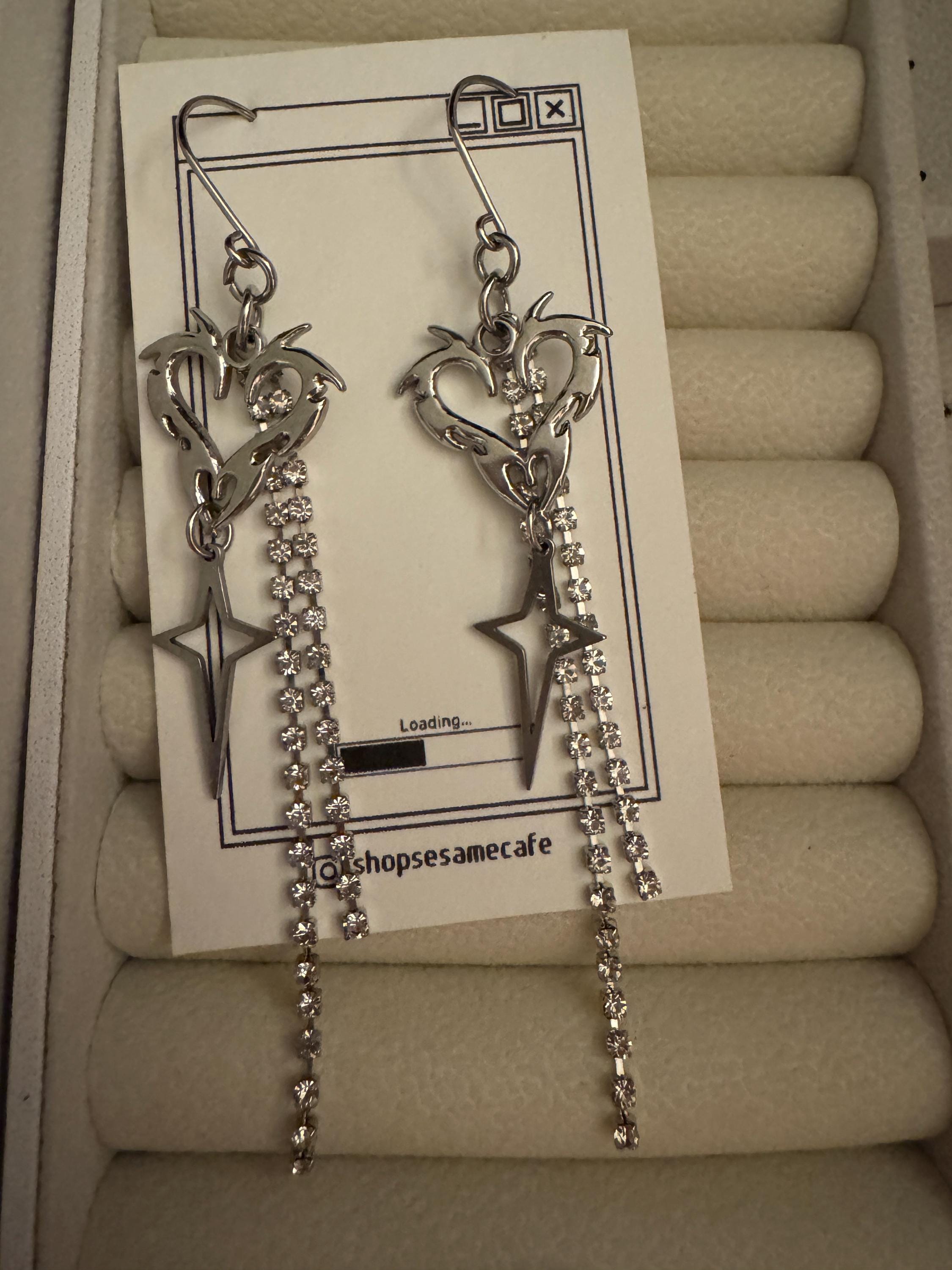 Angel Earrings | Alt Jewelry | Soft Grunge | Y2K Style | Silver Drop Earring | Gift for Girlfriend | 90s Style | Kpop Earrings