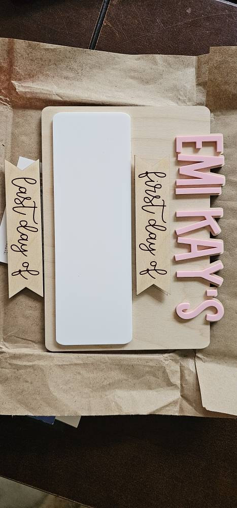 Personalized First and Last Day of School Sign, Back To School, Reusable Erasable School Sign, Preschool Kindergarten First Day Prop 2024